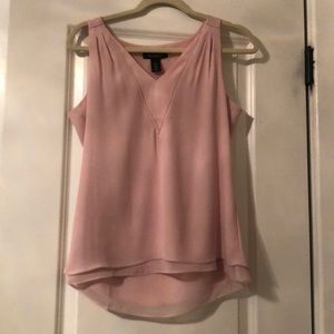 Pink shell in perfect condition